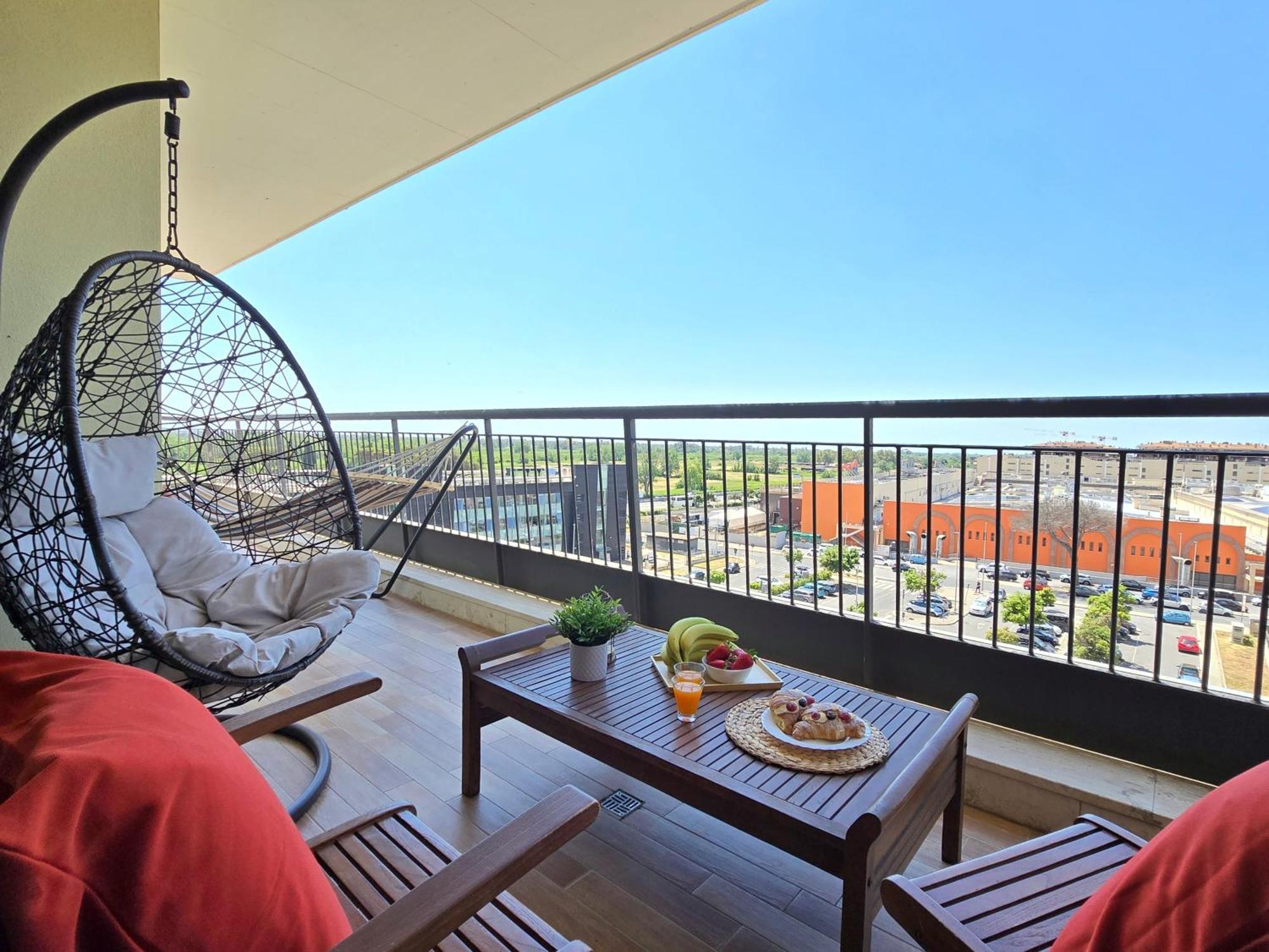 Golden Hour Apartment - Panoramic Terrace فيوميتشينو المظهر الخارجي الصورة